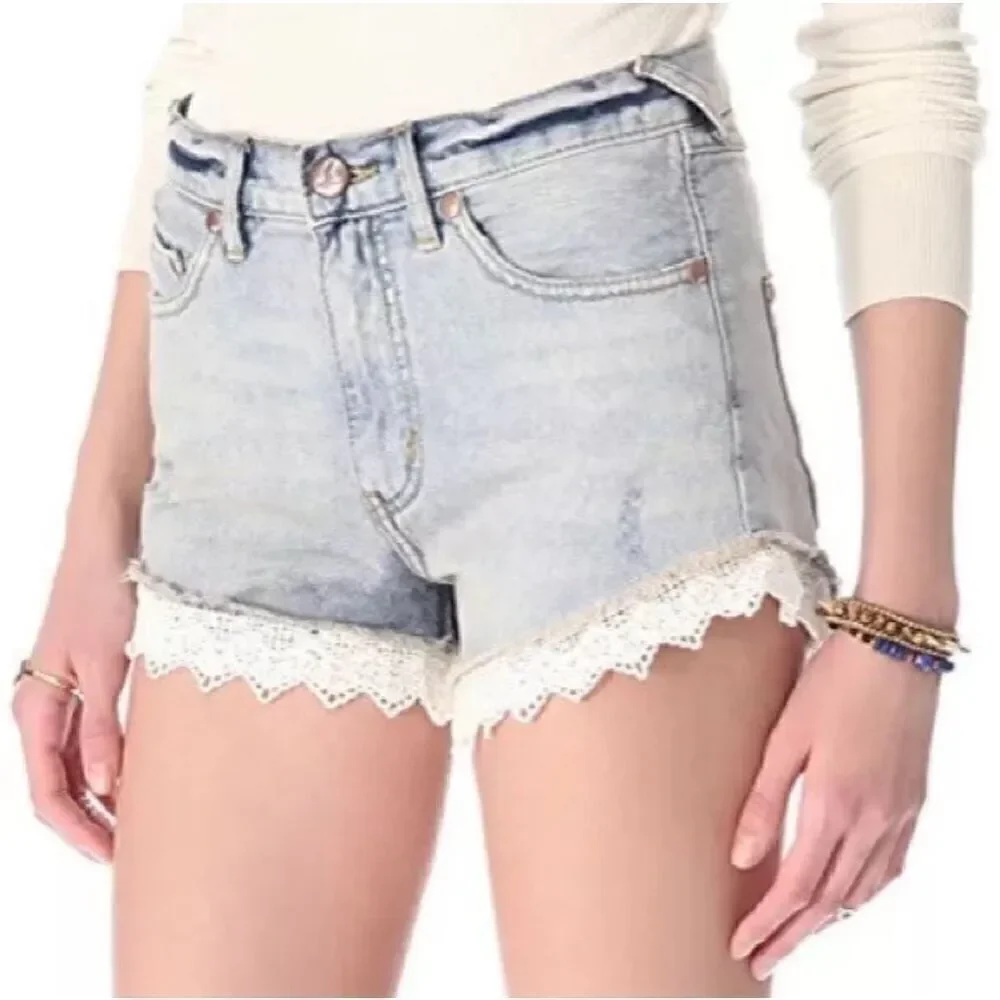 Free People Lacey Cutoff Shorts Size 26 Light Wash Distressed High-Rise Lace Hem